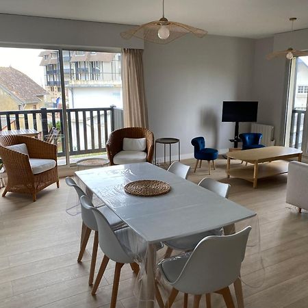 Appartement 65M2 Avec Balcon Vues Partielles Mer A 150M De La Plage Et Centre, Wifi Et Parking Prive Blonville-sur-Mer Eksteriør billede