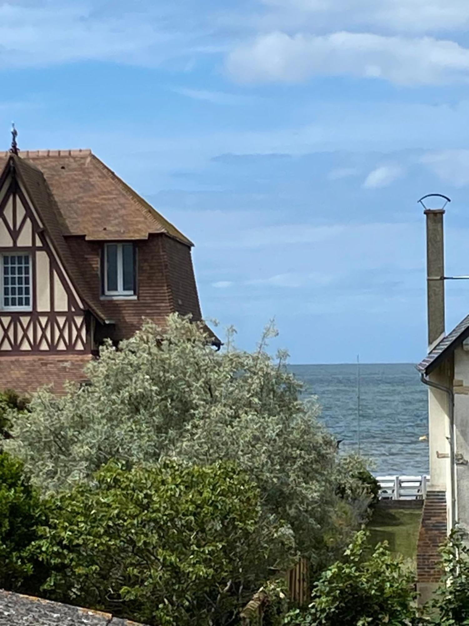 Appartement 65M2 Avec Balcon Vues Partielles Mer A 150M De La Plage Et Centre, Wifi Et Parking Prive Blonville-sur-Mer Eksteriør billede